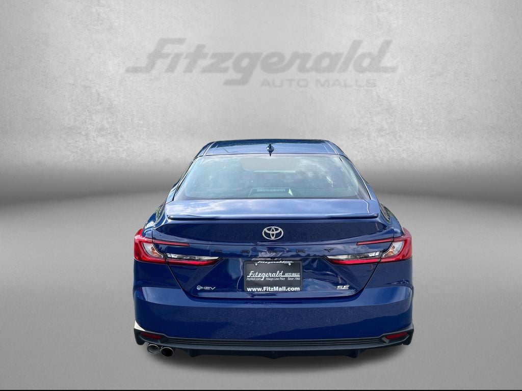 2025 Toyota Camry SE