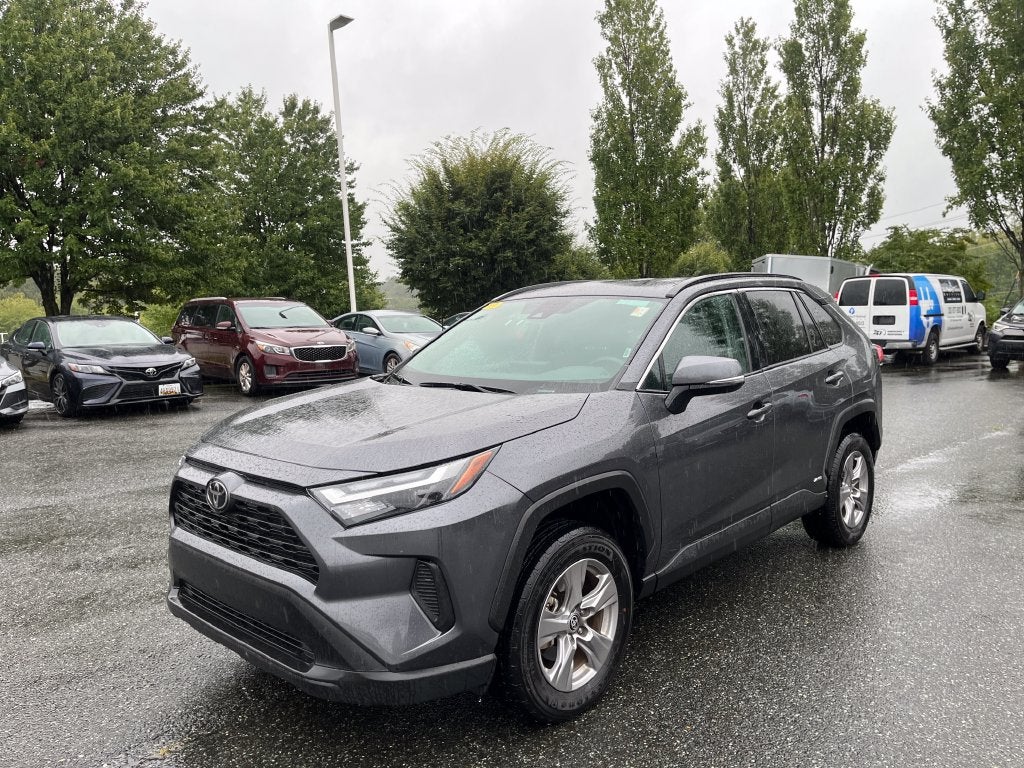 2025 Toyota RAV4 Hybrid XLE