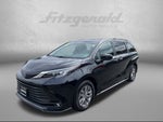 2025 Toyota Sienna XLE 8 Passenger