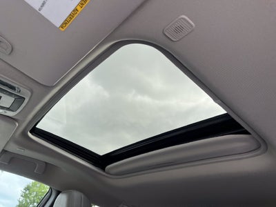 2025 Toyota Sienna XLE 8 Passenger