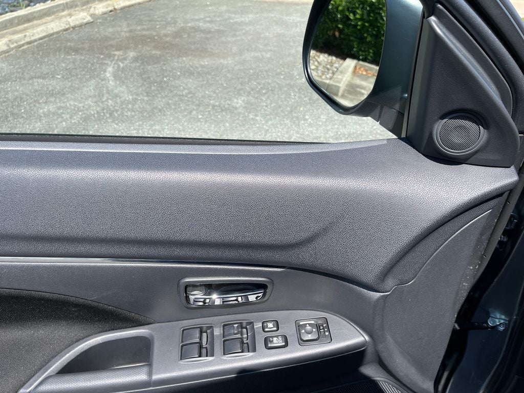 2025 Mitsubishi Outlander Sport 2.0 ES