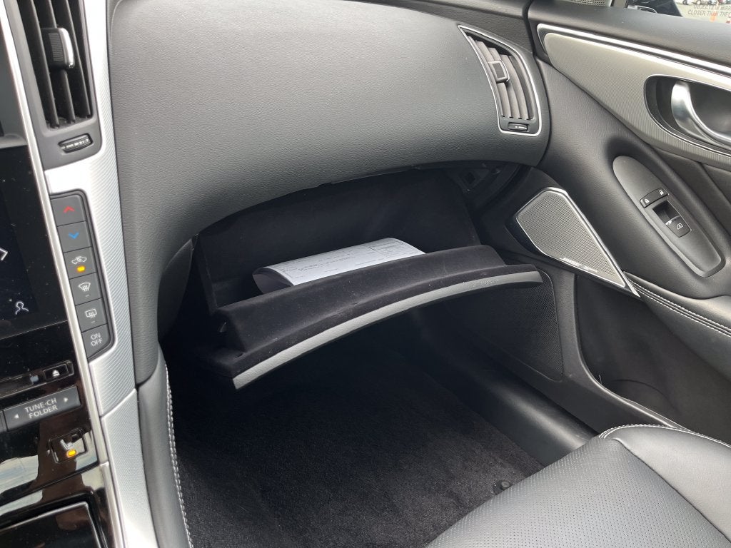 2022 INFINITI Q50 LUXE