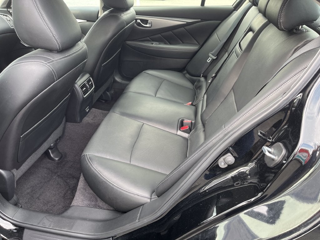 2022 INFINITI Q50 LUXE