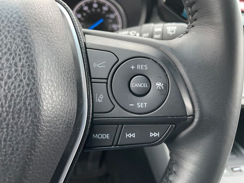 2024 Toyota Venza LE