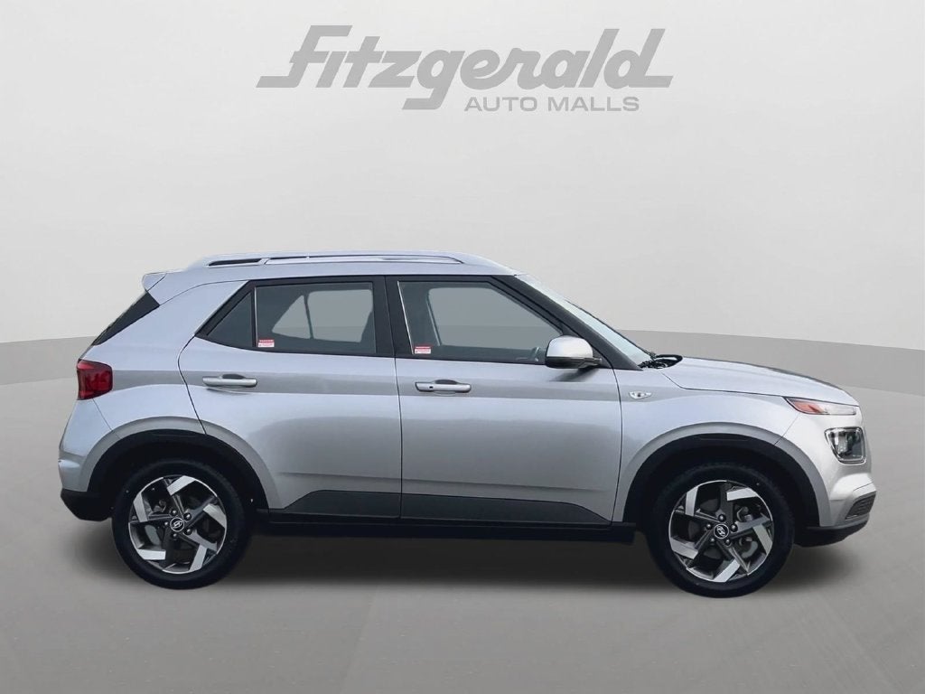 2024 Hyundai Venue SEL