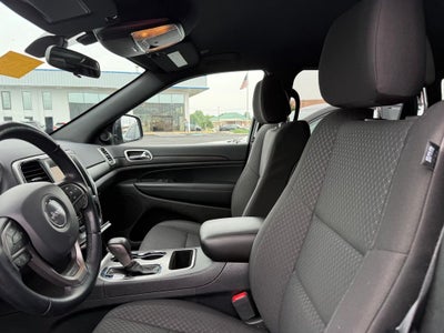2020 Jeep Grand Cherokee Laredo E