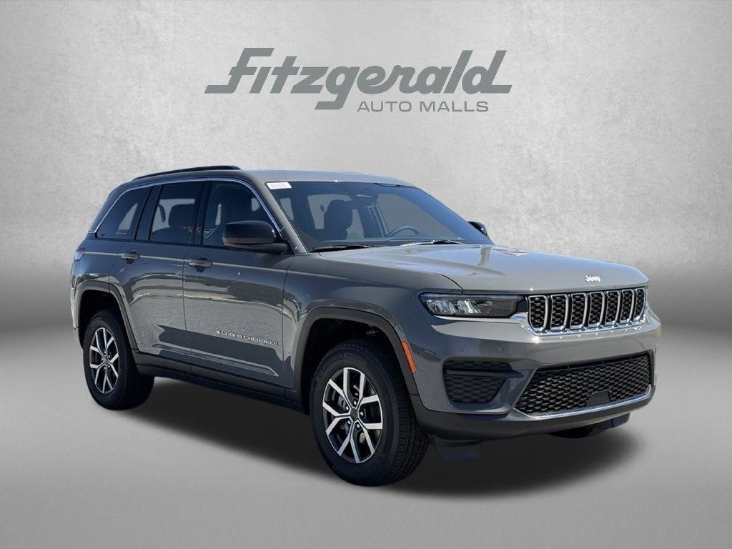 2027 Jeep Grand Cherokee Laredo X