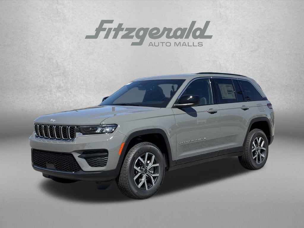 2027 Jeep Grand Cherokee Laredo X