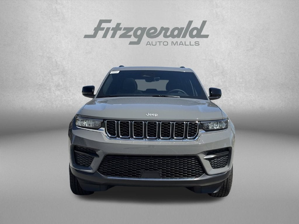 2027 Jeep Grand Cherokee Laredo X