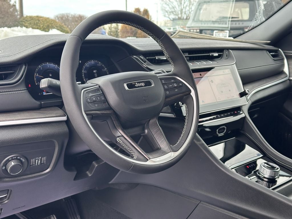 2026 Jeep Grand Cherokee GRAND CHEROKEE LAREDO ALTITUDE 4X4