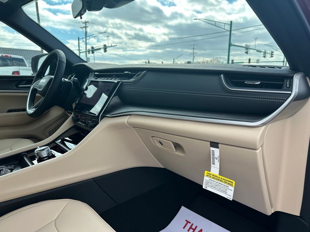 2025 Jeep Grand Cherokee GRAND CHEROKEE LIMITED 4X4