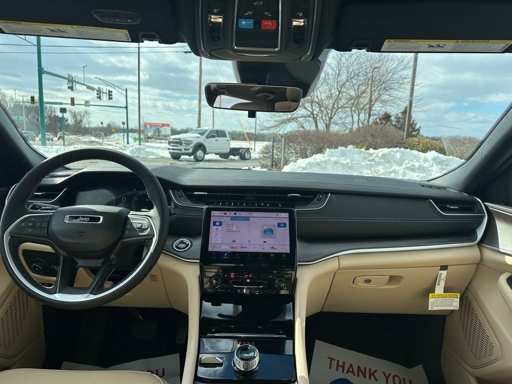 2025 Jeep Grand Cherokee GRAND CHEROKEE LIMITED 4X4