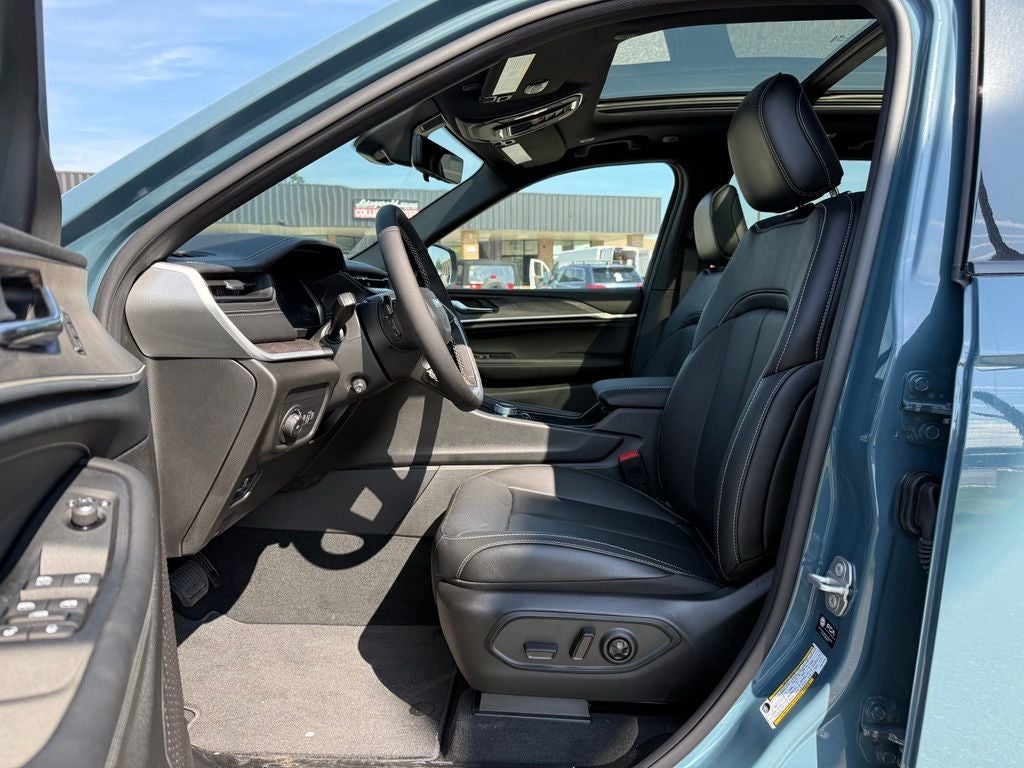 2026 Jeep Grand Cherokee GRAND CHEROKEE LIMITED RESERVE 4X4