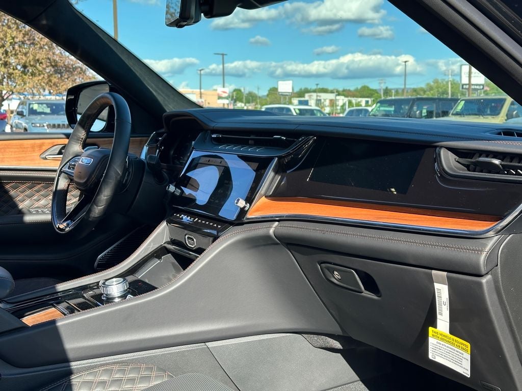 2026 Jeep Grand Cherokee GRAND CHEROKEE SUMMIT 4X4