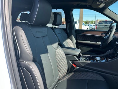 2026 Jeep Grand Cherokee GRAND CHEROKEE SUMMIT 4X4