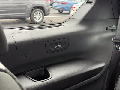 2025 Jeep Grand Cherokee L Laredo 4x4