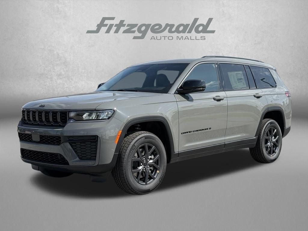 2027 Jeep Grand Cherokee Laredo Altitude