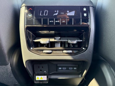 2027 Jeep Grand Cherokee GRAND CHEROKEE L LAREDO ALTITUDE 4X4