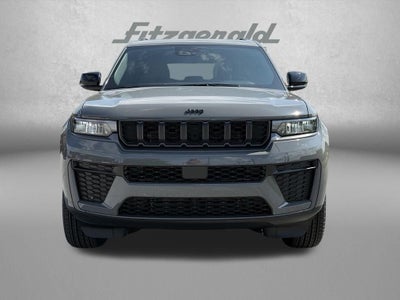 2027 Jeep Grand Cherokee Laredo Altitude