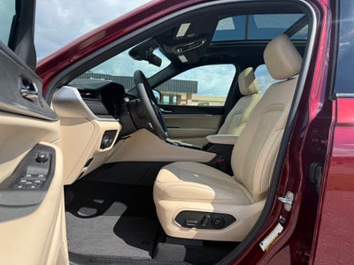 2026 Jeep Grand Cherokee GRAND CHEROKEE L LIMITED 4X4