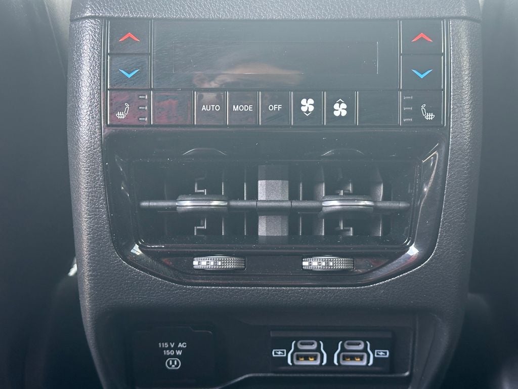 2023 Jeep Grand Cherokee L Overland 4x4
