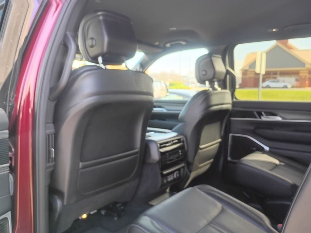 2024 Jeep Wagoneer Series III 4x4