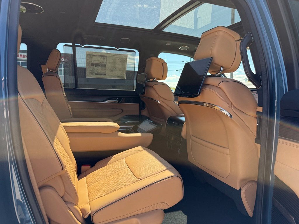 2026 Jeep Grand Wagoneer GRAND WAGONEER SUMMIT RESERVE 4X4