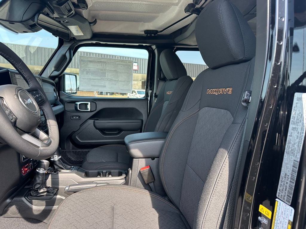 2026 Jeep Gladiator GLADIATOR MOJAVE 4X4