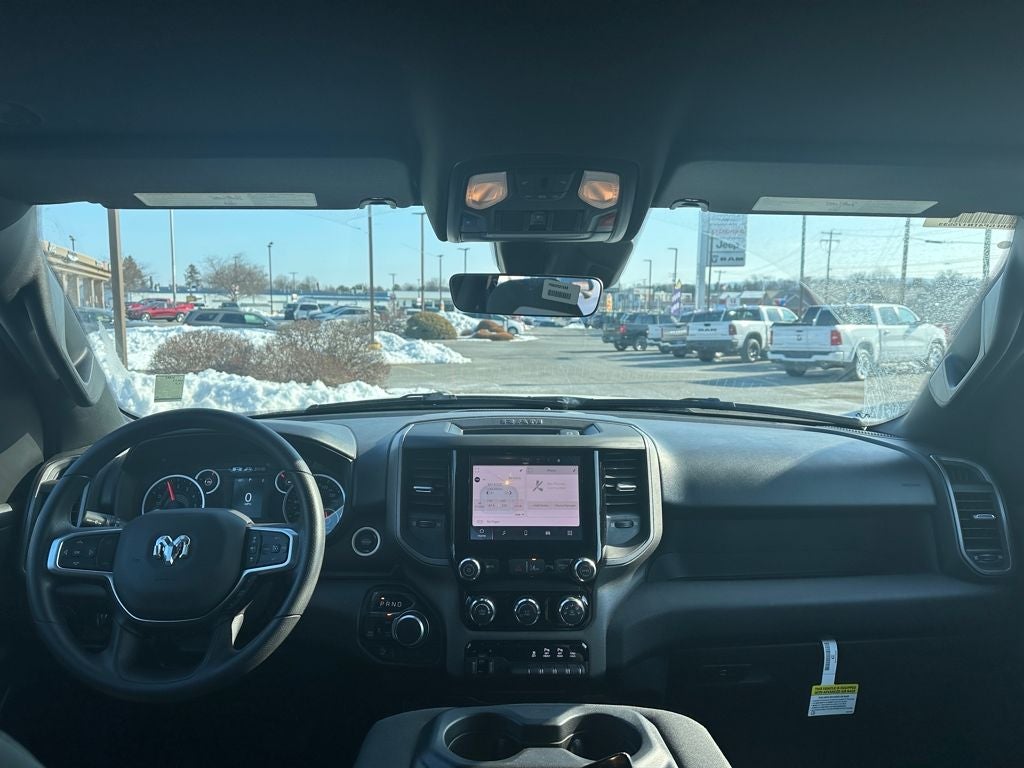 2026 RAM Ram 1500 RAM 1500 TRADESMAN CREW CAB 4X4 5'7' BOX