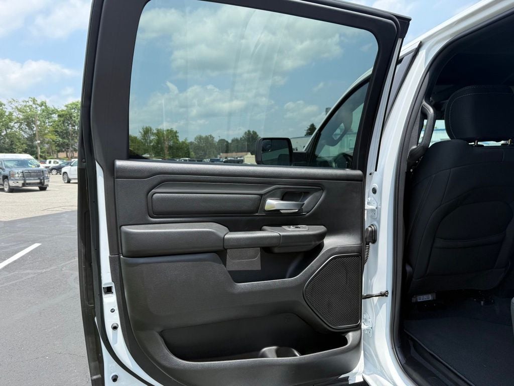 2026 RAM Ram 1500 RAM 1500 EXPRESS CREW CAB 4X4 6'4' BOX