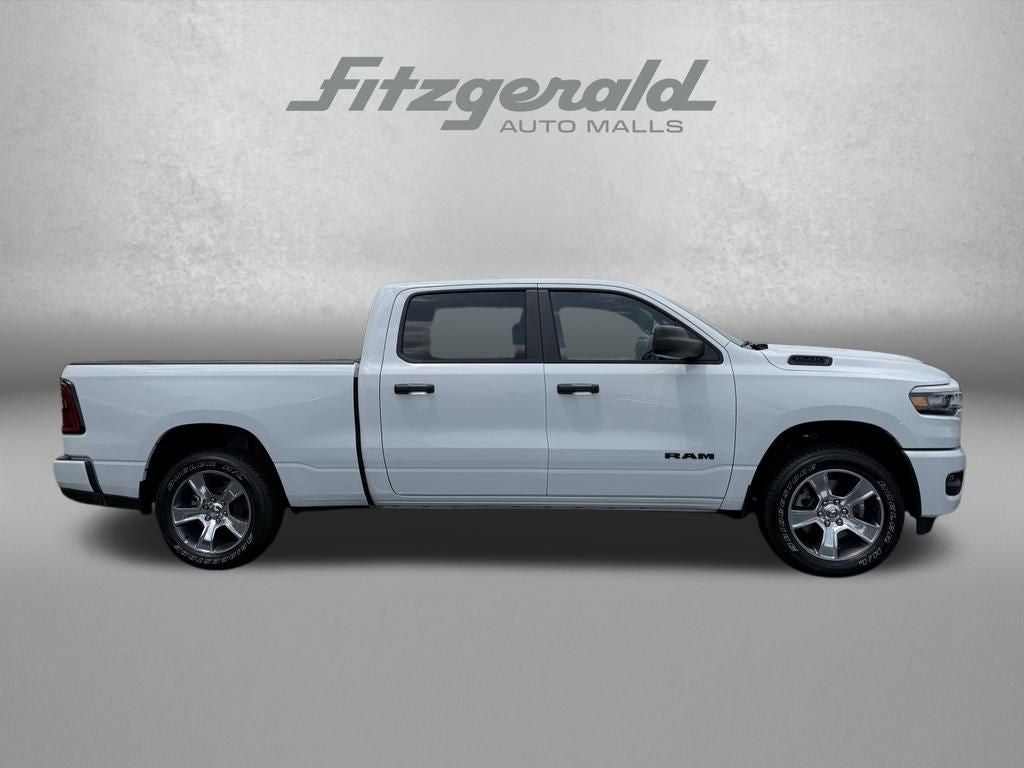 2026 RAM Ram 1500 RAM 1500 EXPRESS CREW CAB 4X4 6'4' BOX