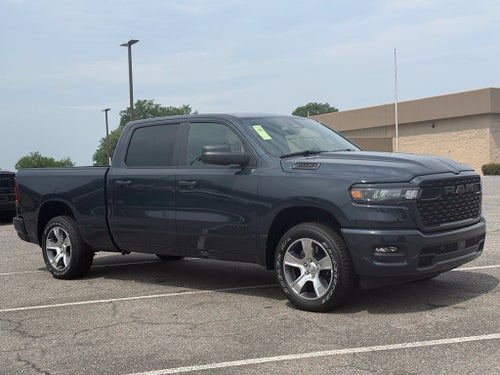 2026 RAM Ram 1500 RAM 1500 EXPRESS CREW CAB 4X4 6'4' BOX