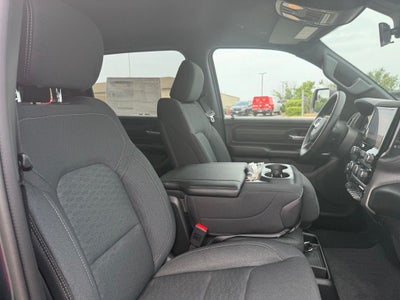 2026 RAM Ram 1500 RAM 1500 EXPRESS CREW CAB 4X4 6'4' BOX