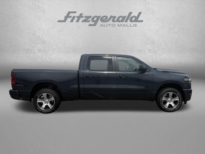 2026 RAM Ram 1500 RAM 1500 EXPRESS CREW CAB 4X4 6'4' BOX