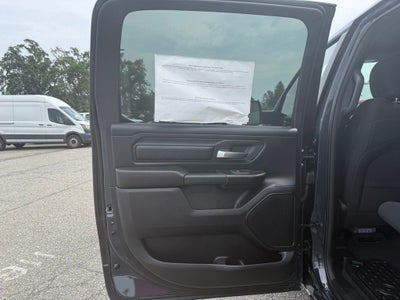2026 RAM Ram 1500 RAM 1500 EXPRESS CREW CAB 4X4 6'4' BOX