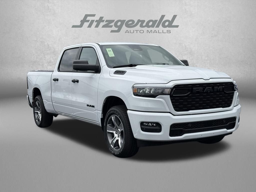 2026 RAM Ram 1500 RAM 1500 EXPRESS CREW CAB 4X4 6'4' BOX