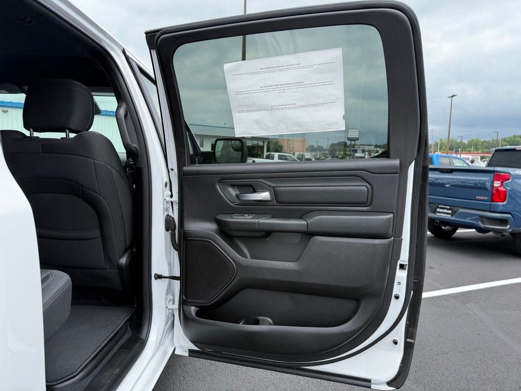 2026 RAM Ram 1500 RAM 1500 EXPRESS CREW CAB 4X4 6'4' BOX
