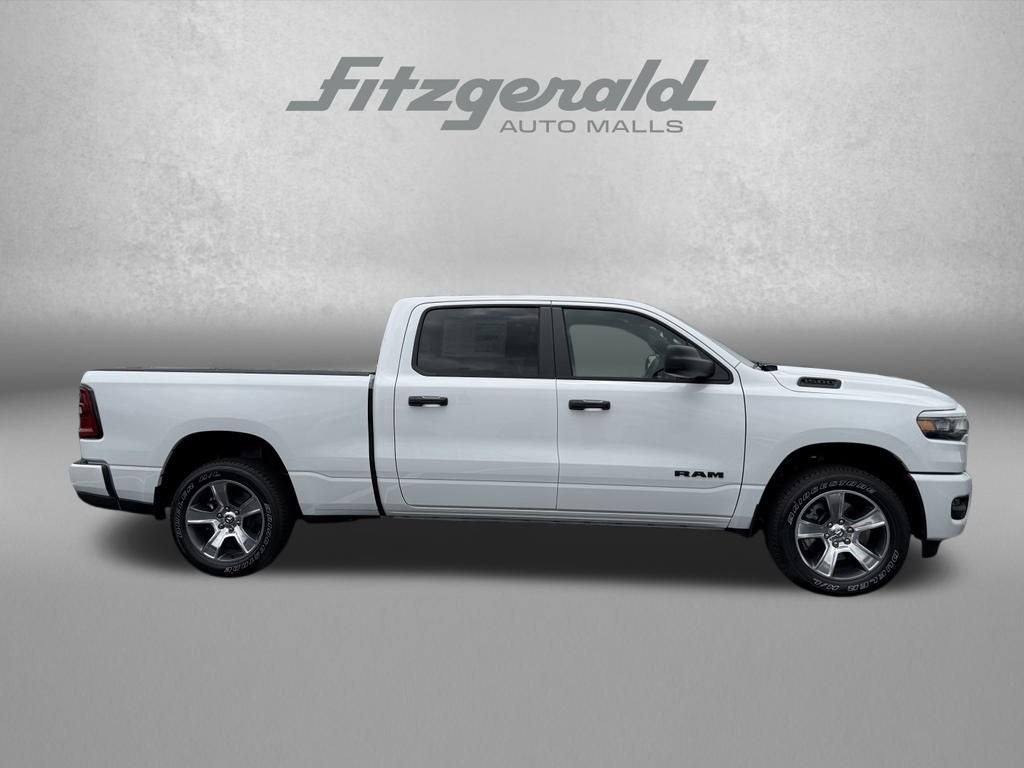 2026 RAM Ram 1500 RAM 1500 EXPRESS CREW CAB 4X4 6'4' BOX