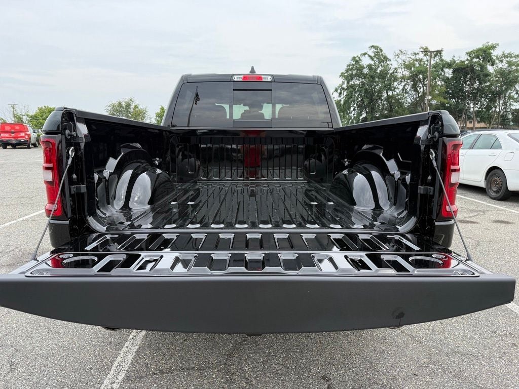 2026 RAM Ram 1500 RAM 1500 EXPRESS CREW CAB 4X4 6'4' BOX