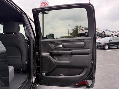2026 RAM Ram 1500 RAM 1500 EXPRESS CREW CAB 4X4 6'4' BOX