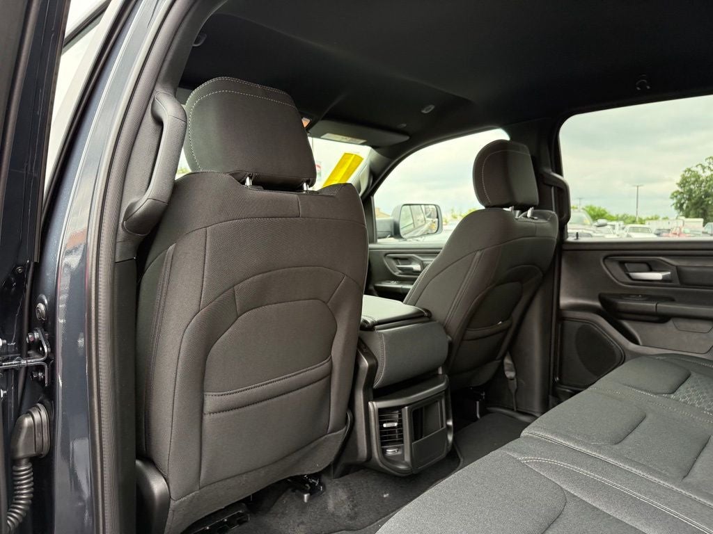 2026 RAM Ram 1500 RAM 1500 EXPRESS CREW CAB 4X4 6'4' BOX