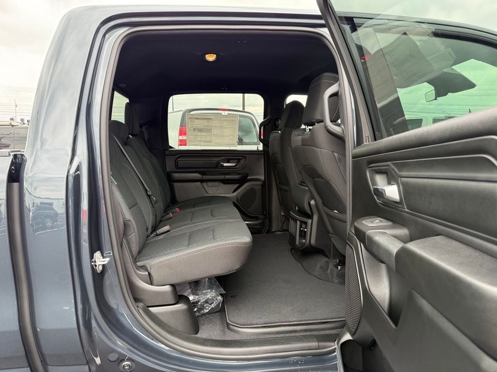 2026 RAM Ram 1500 RAM 1500 EXPRESS CREW CAB 4X4 6'4' BOX