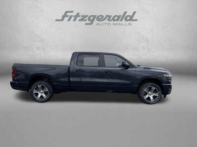 2026 RAM Ram 1500 RAM 1500 EXPRESS CREW CAB 4X4 6'4' BOX