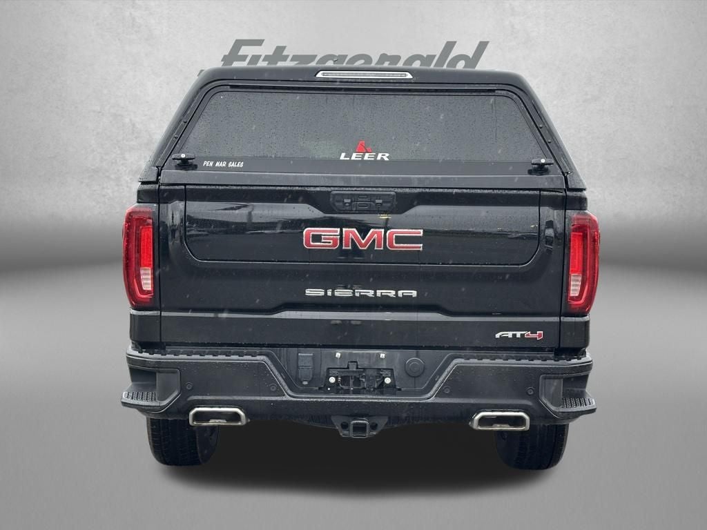 2023 GMC Sierra 1500 4WD Crew Cab Standard Box AT4