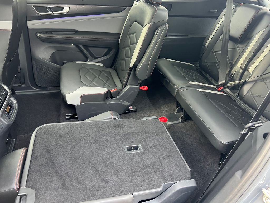 2024 Volkswagen Atlas 2.0T Peak Edition SE w/Technology