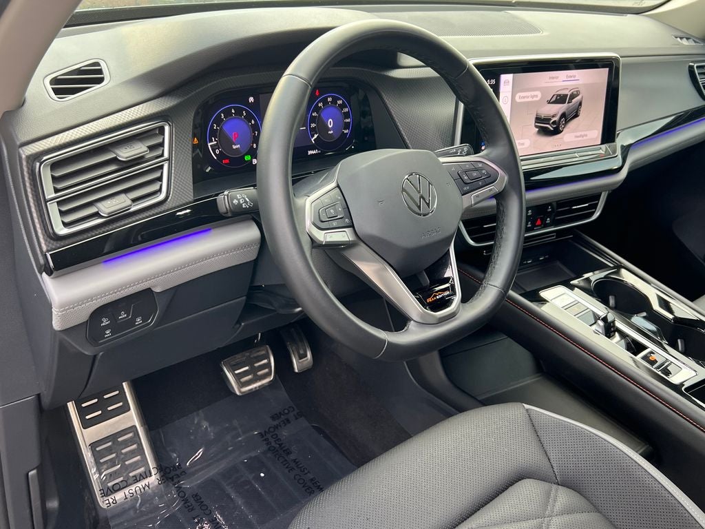 2024 Volkswagen Atlas 2.0T Peak Edition SE w/Technology