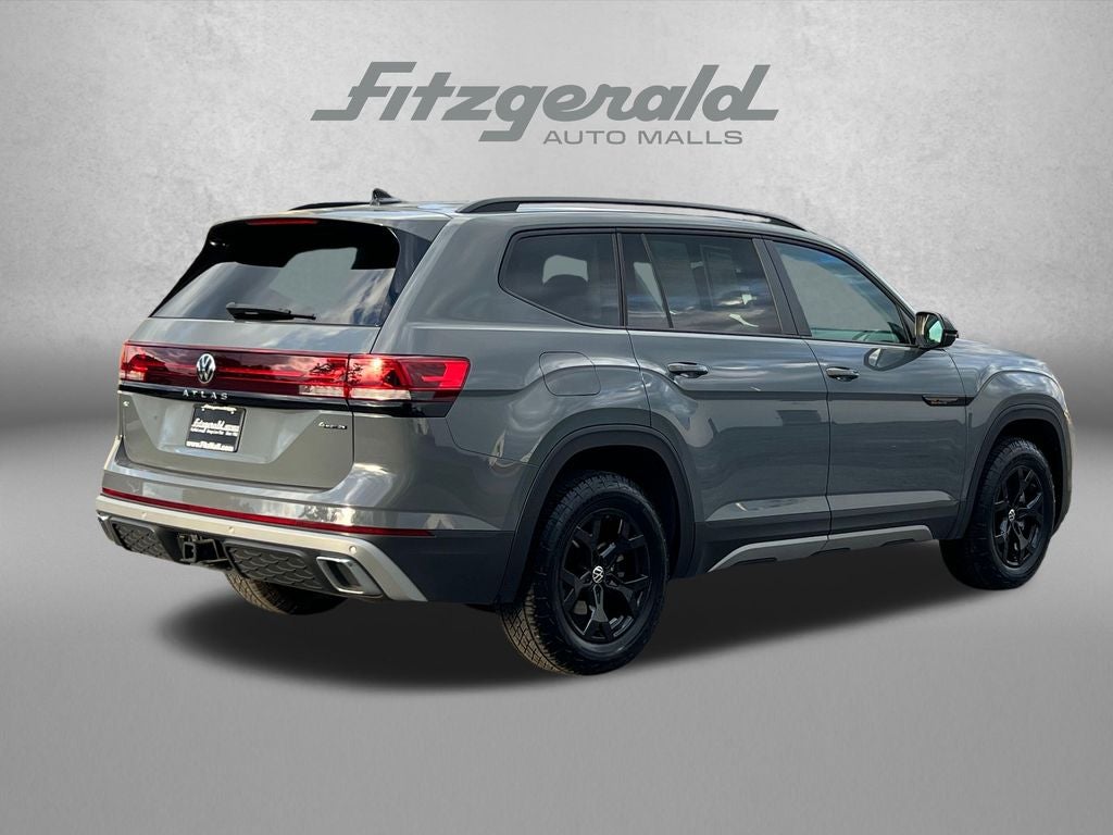2024 Volkswagen Atlas 2.0T Peak Edition SE w/Technology