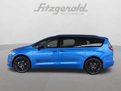 2027 Chrysler Pacifica PACIFICA SELECT