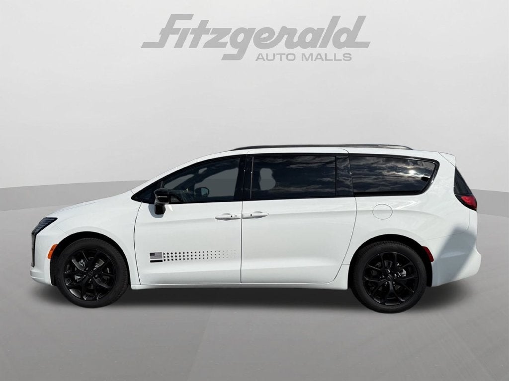 2027 Chrysler Pacifica PACIFICA SELECT