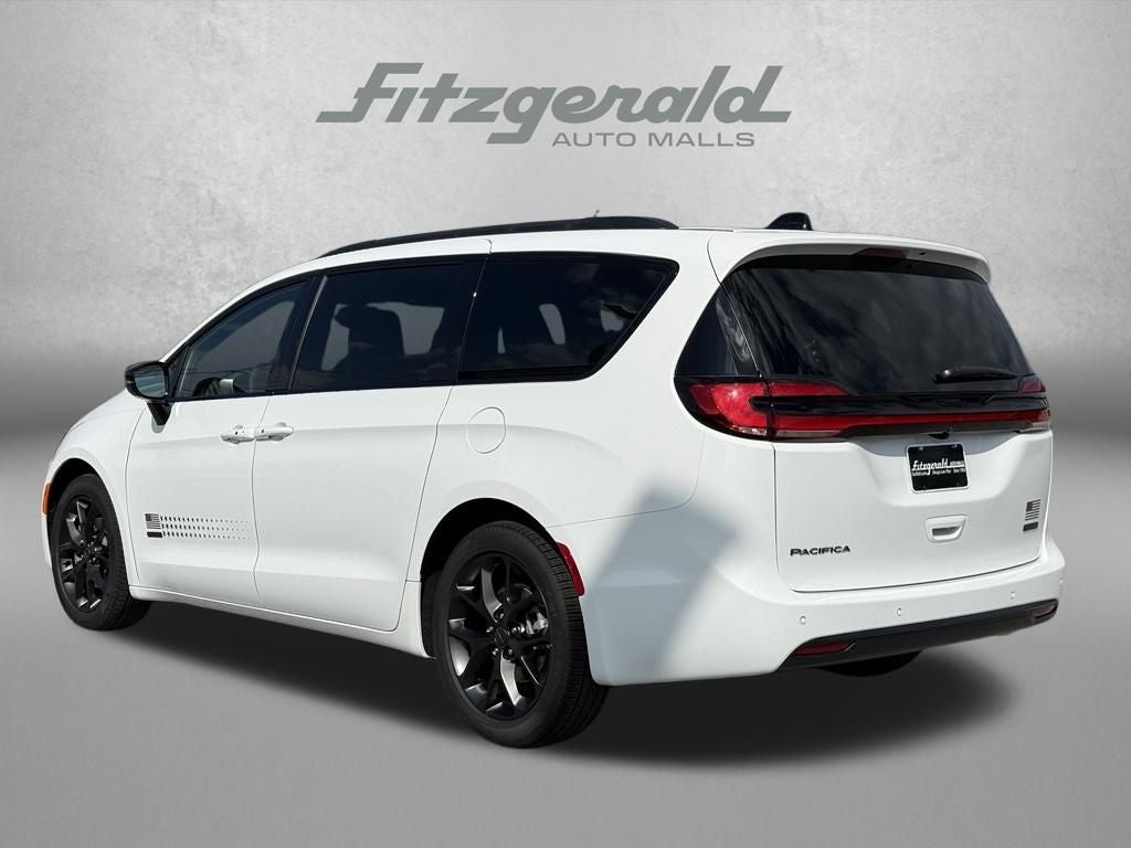 2027 Chrysler Pacifica PACIFICA SELECT